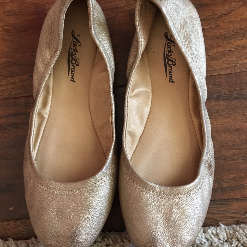 Lucky brand flats